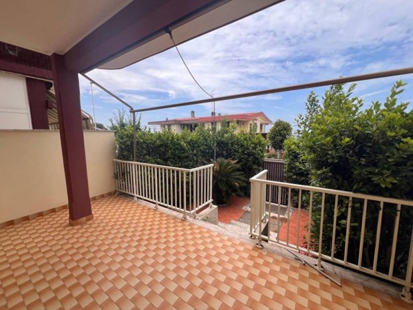 appartamento in vendita ad Anzio in zona Lido delle Sirene