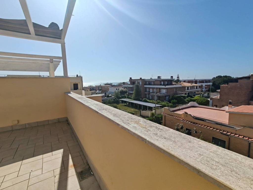 appartamento in vendita ad Anzio in zona Cincinnato