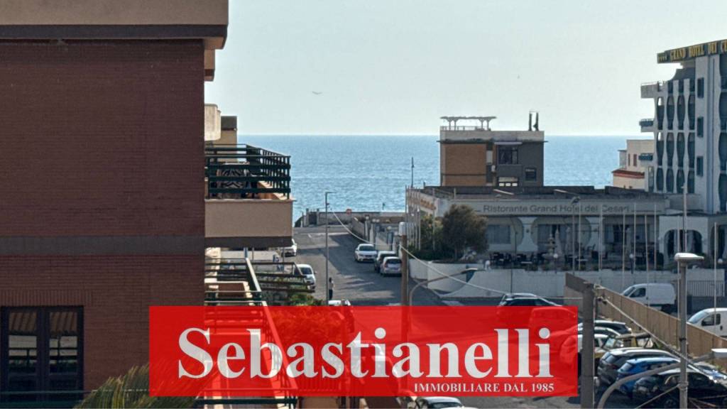 appartamento in vendita ad Anzio in zona Anzio Colonia