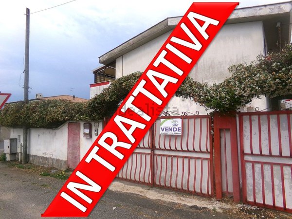 casa indipendente in vendita ad Anzio in zona Villa Claudia