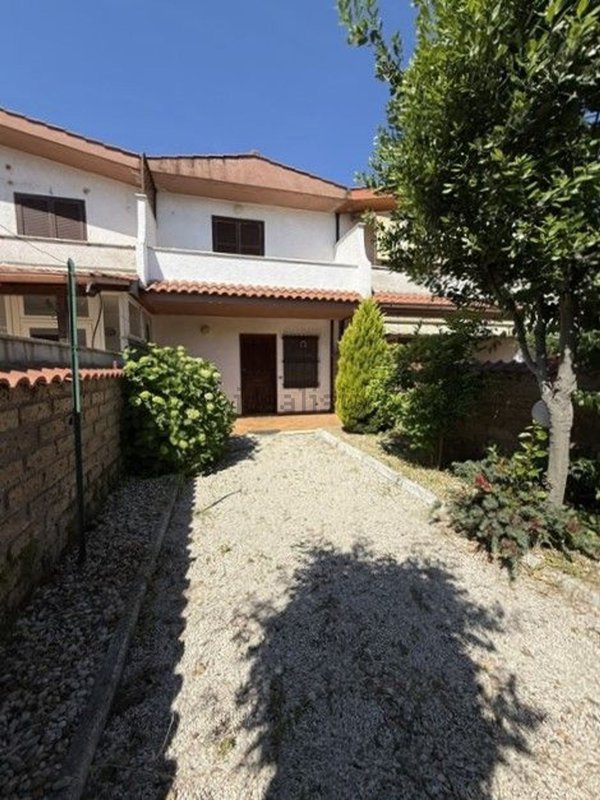 appartamento in vendita ad Anzio in zona Lido dei Pini