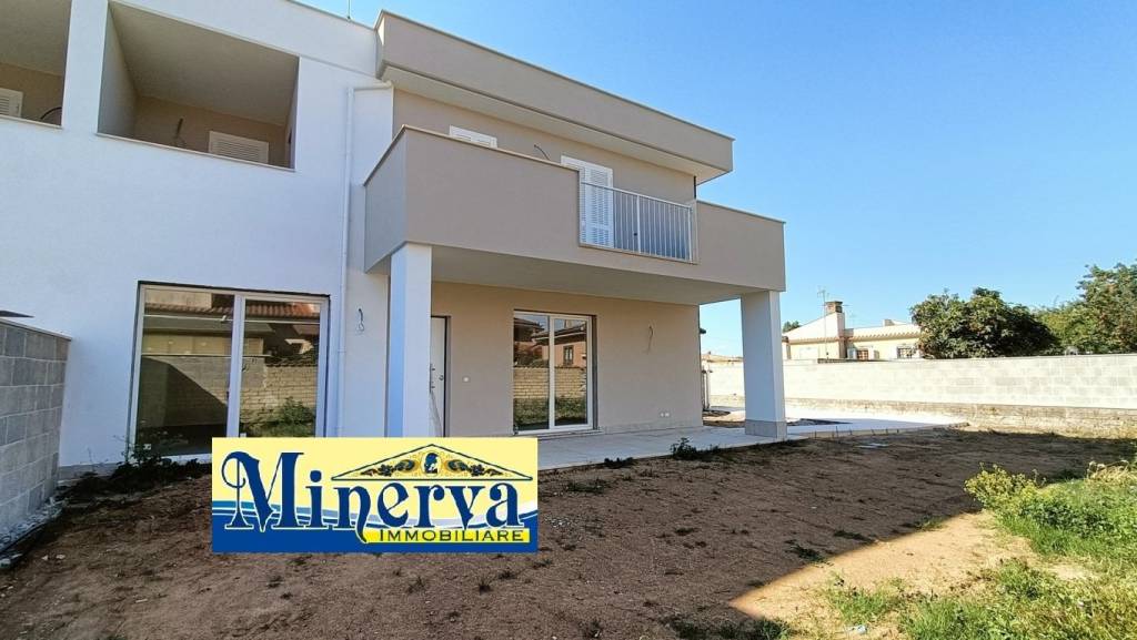 casa indipendente in vendita ad Anzio