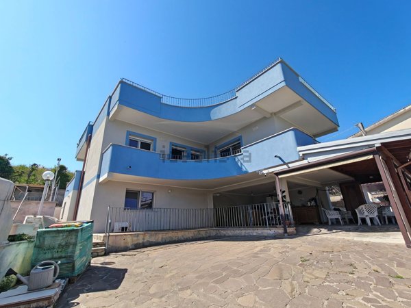 casa indipendente in vendita ad Anzio in zona Villa Claudia