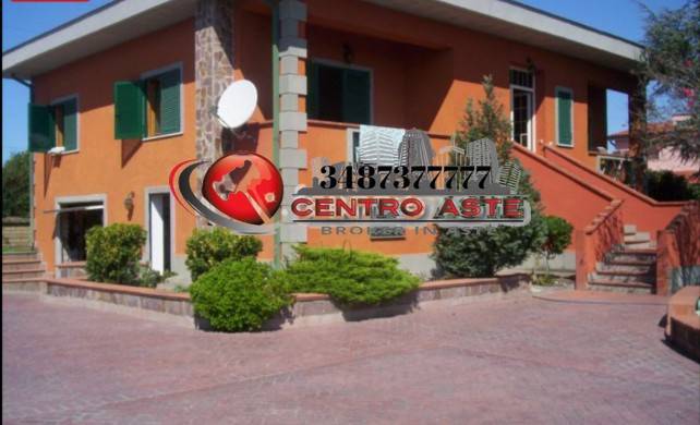 casa indipendente in vendita ad Anzio