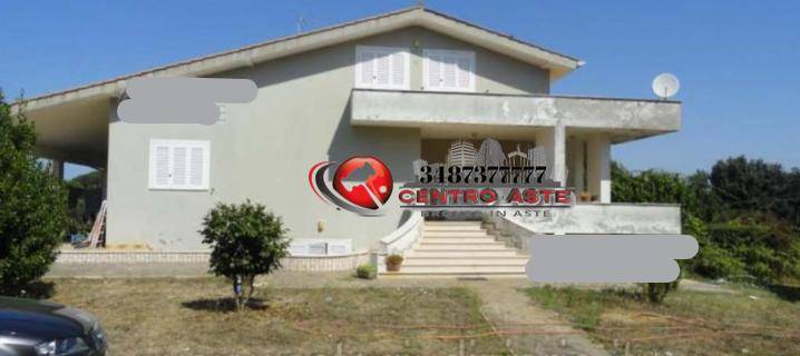 casa indipendente in vendita ad Anzio in zona Lido dei Pini