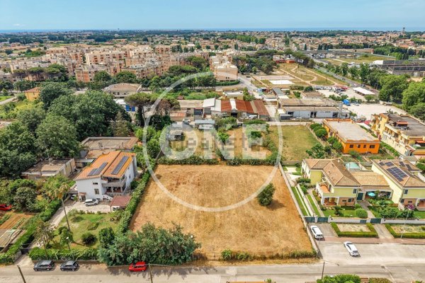 terreno edificabile in vendita ad Anzio