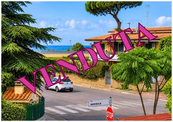 appartamento in vendita ad Anzio in zona Mare