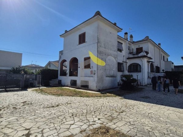 appartamento in vendita ad Anzio in zona Anzio Colonia