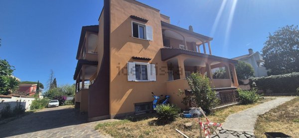appartamento in vendita ad Anzio in zona Villa Claudia