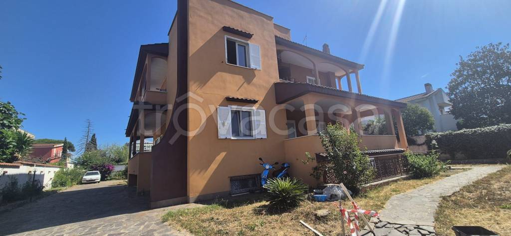 appartamento in vendita ad Anzio in zona Villa Claudia