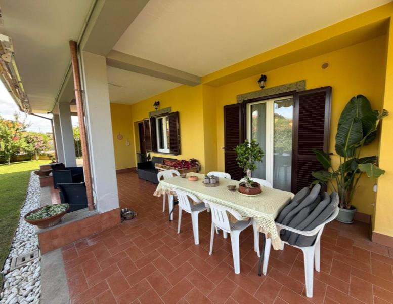 casa indipendente in vendita ad Anzio in zona Mare
