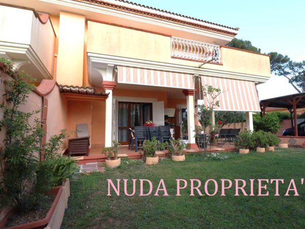 casa indipendente in vendita ad Anzio in zona Mare
