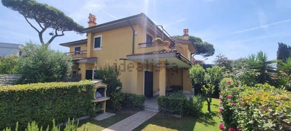 casa indipendente in vendita ad Anzio in zona Stazione