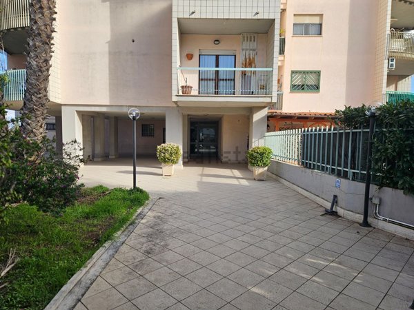 appartamento in vendita ad Anzio in zona Mare