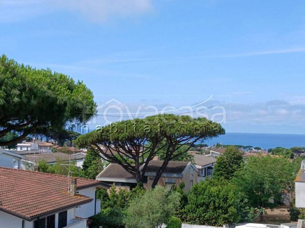 casa indipendente in vendita ad Anzio in zona Villa Claudia