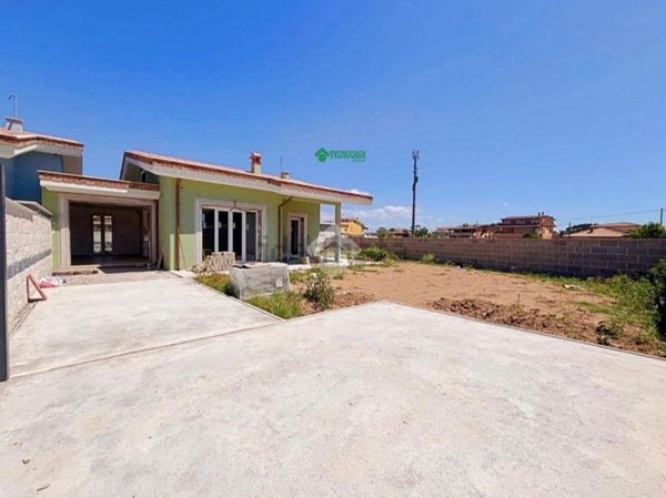 casa indipendente in vendita ad Anzio in zona Villa Claudia