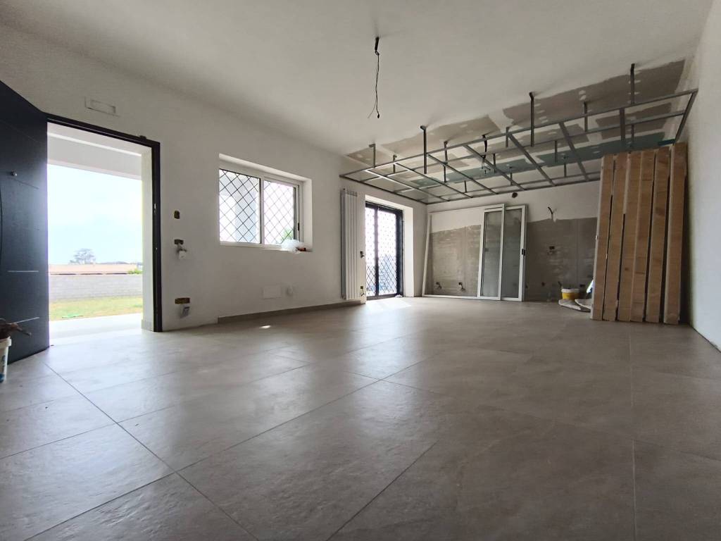 casa indipendente in vendita ad Anzio in zona Mare