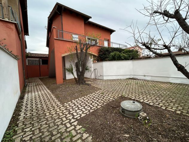 casa indipendente in vendita ad Anzio in zona Lido dei Pini