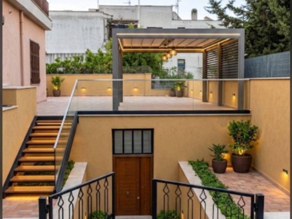casa indipendente in vendita ad Anzio in zona Stazione