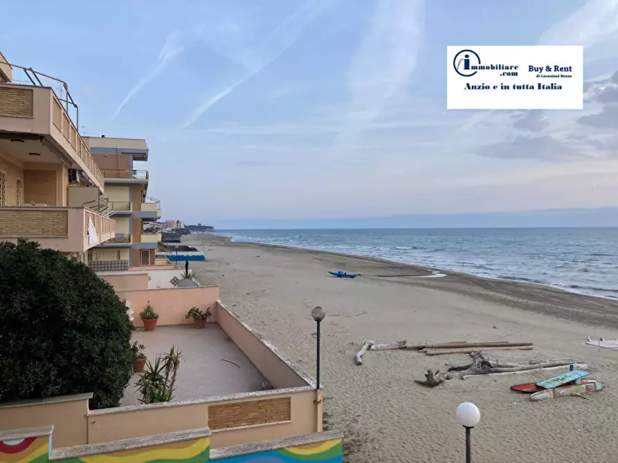 appartamento in vendita ad Anzio in zona Mare
