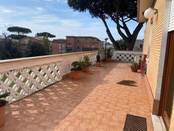 appartamento in vendita ad Anzio in zona Mare