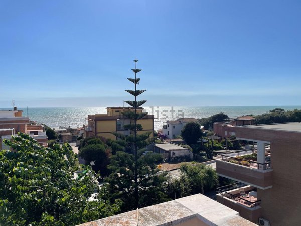 appartamento in vendita ad Anzio in zona Mare