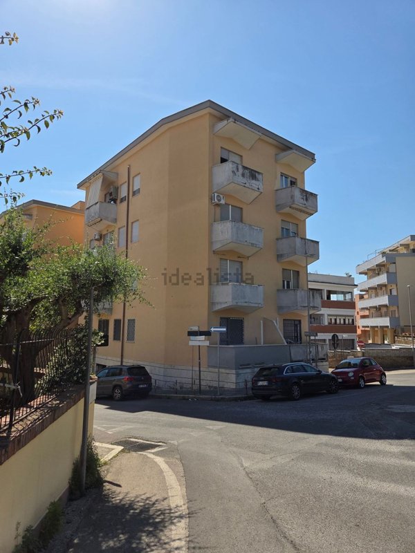 appartamento in vendita ad Anzio in zona Mare