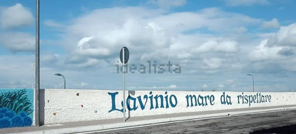 appartamento in vendita ad Anzio in zona Mare