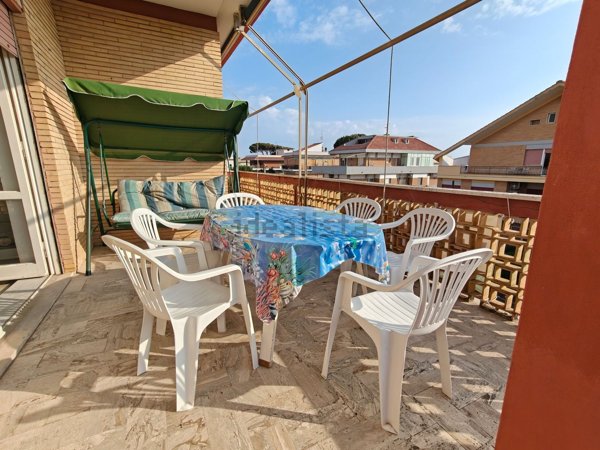 appartamento in vendita ad Anzio in zona Mare