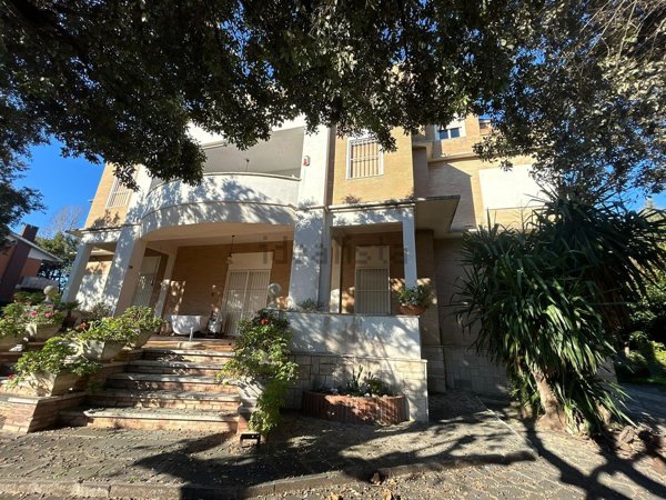 appartamento in vendita ad Anzio in zona Anzio Colonia