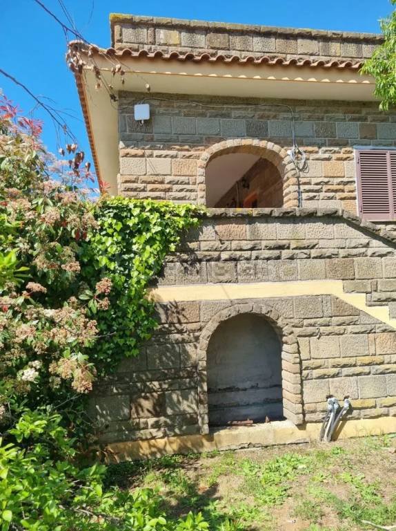 casa indipendente in vendita ad Anzio