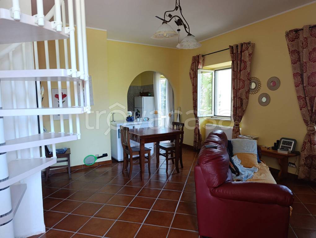 casa indipendente in vendita ad Anzio