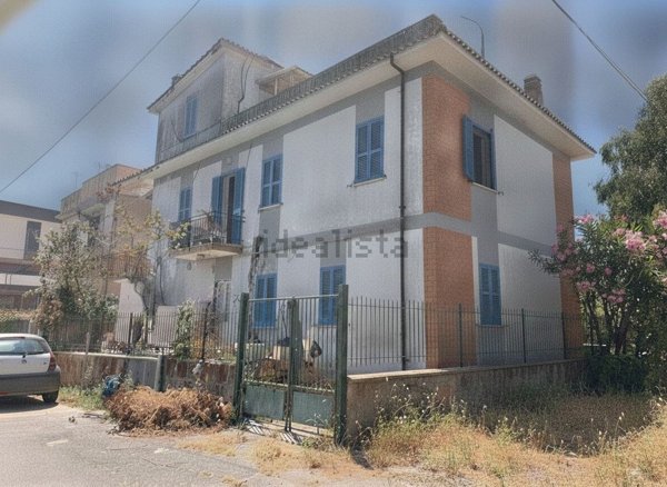 appartamento in vendita ad Anzio in zona Anzio Colonia