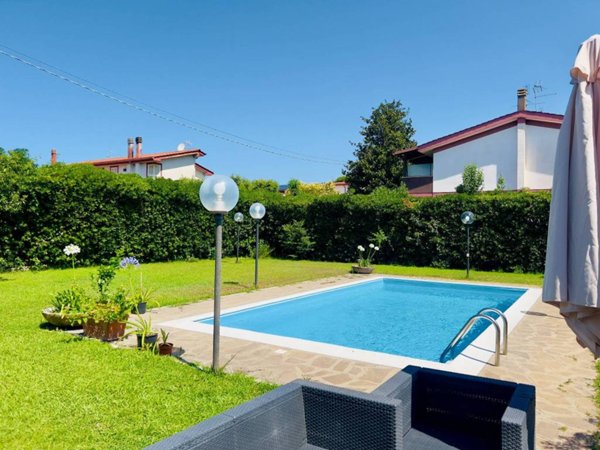 casa indipendente in vendita ad Anzio
