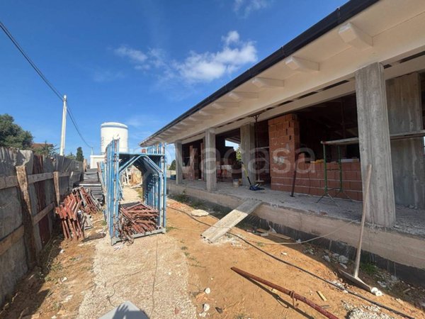 casa indipendente in vendita ad Anzio in zona Villa Claudia