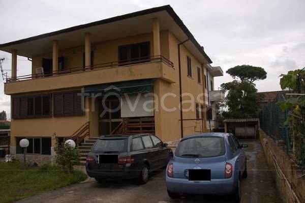 casa indipendente in vendita ad Anzio in zona Stazione