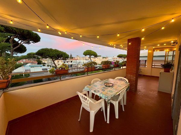 appartamento in vendita ad Anzio in zona Mare