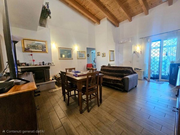 casa indipendente in vendita ad Anzio in zona Marechiaro