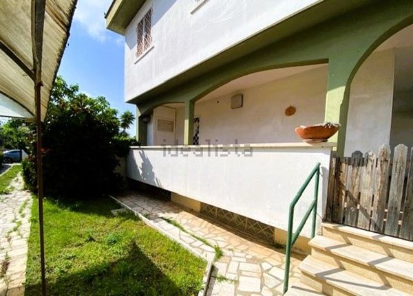 casa indipendente in vendita ad Anzio