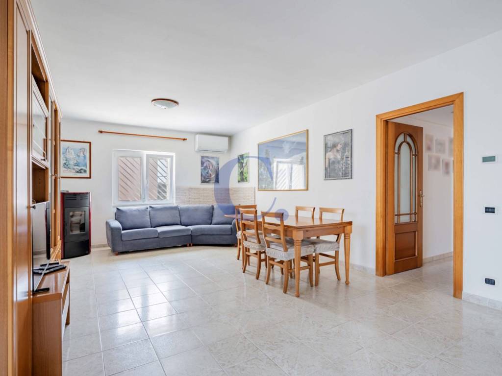 casa indipendente in vendita ad Anzio