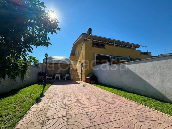 casa indipendente in vendita ad Anzio in zona Stazione