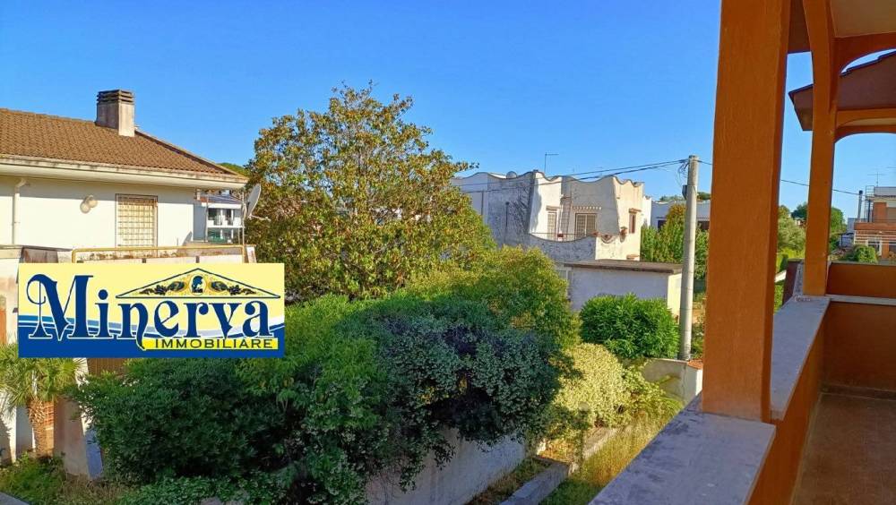 appartamento in vendita ad Anzio in zona Villa Claudia