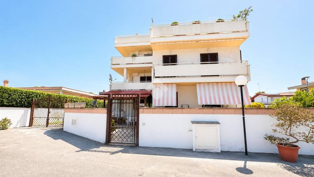 appartamento in vendita ad Anzio in zona Stazione