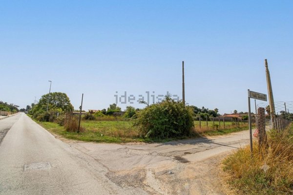 terreno edificabile in vendita ad Anzio