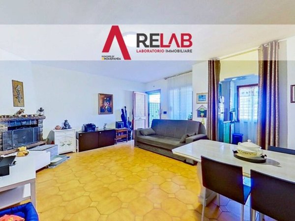 casa indipendente in vendita ad Anzio in zona Villa Claudia