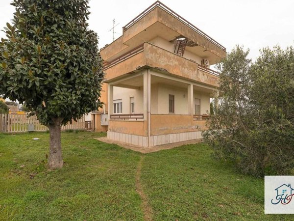 casa indipendente in vendita ad Anzio