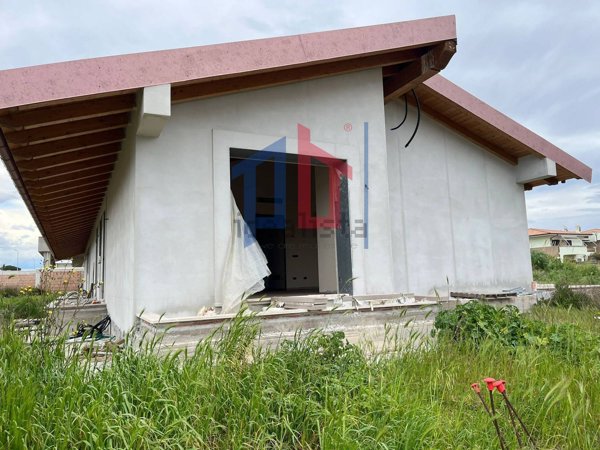 casa indipendente in vendita ad Anzio