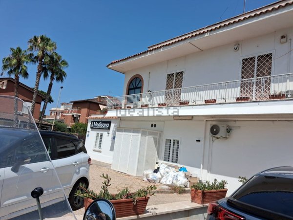 appartamento in vendita ad Anzio in zona Mare