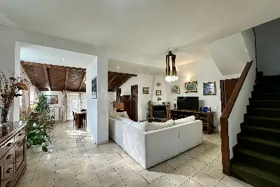 casa indipendente in vendita ad Anzio in zona Villa Claudia