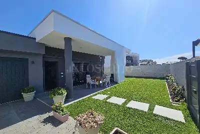 casa indipendente in vendita ad Anzio